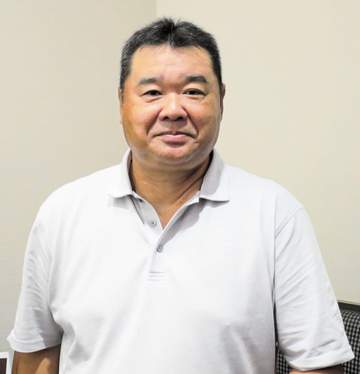 「後ろから見てるとバットの軌道が…」振り子打法の謎を本人に直撃 元広島の秀二さんが語る最強の左打者