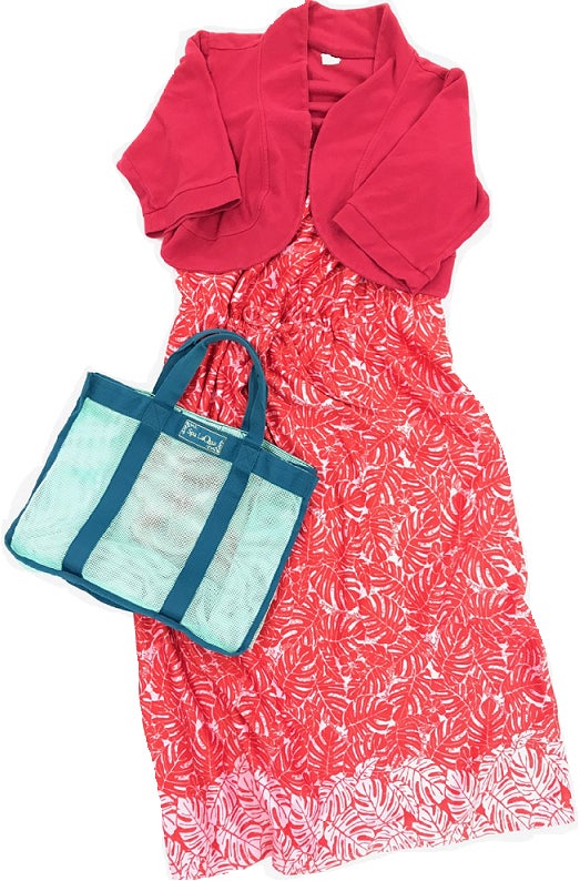 館内着（赤）／画像提供：竹中工務店