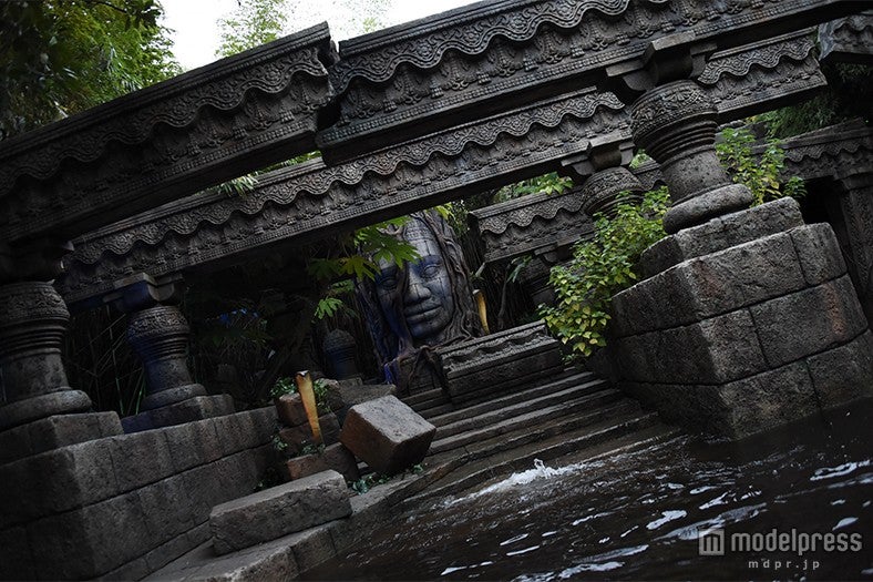 「ジャングルクルーズ：ワイルドライフ・エクスペディション」