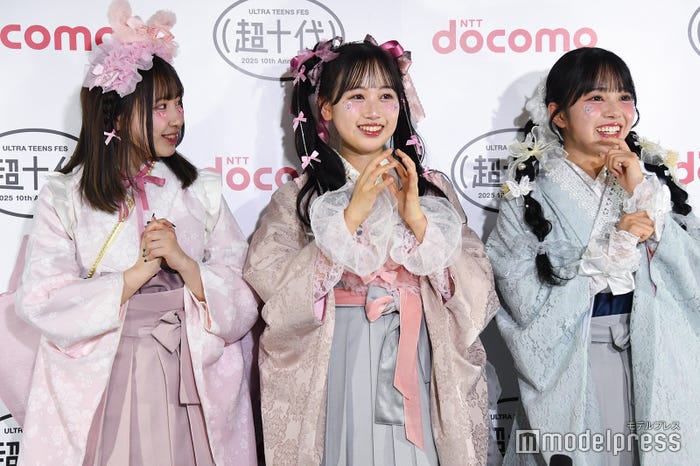 桜庭遥花、松本かれん、増田彩乃(C)モデルプレス