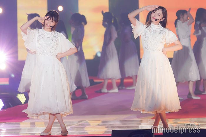 西野七瀬、白石麻衣 (C)モデルプレス