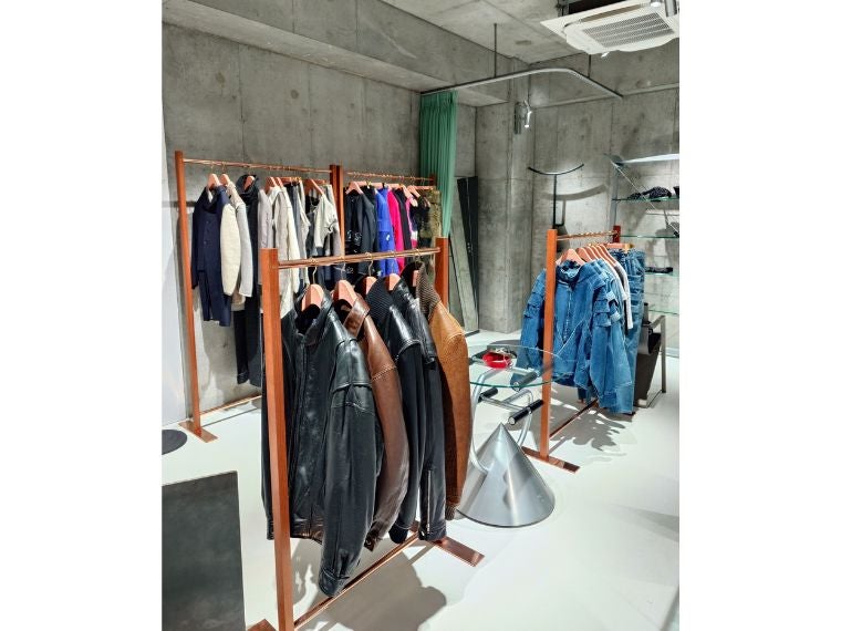 ビンテージショップのライラ 「ライラパリス」の路面店開設 80、90年代に着目