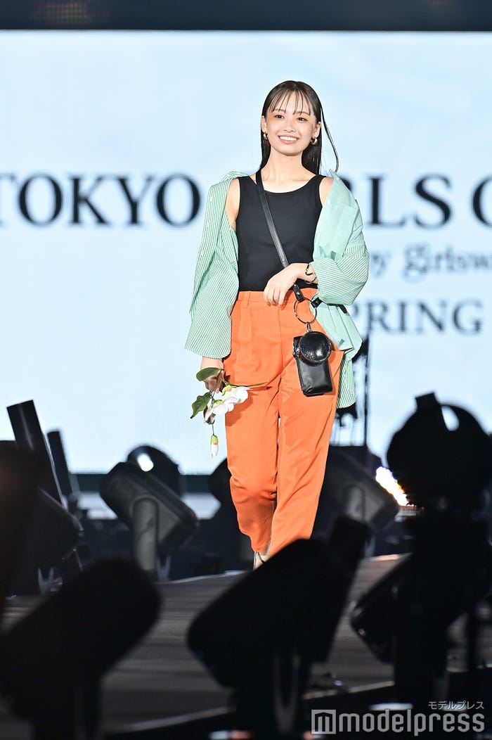 濱岸ひより(C)モデルプレス