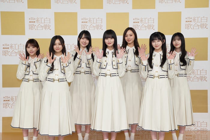 乃木坂46/(後列左から)与田祐希、賀喜遥香、梅澤美波、久保史緒里(前列左から)井上和、遠藤さくら、池田瑛紗(提供写真)