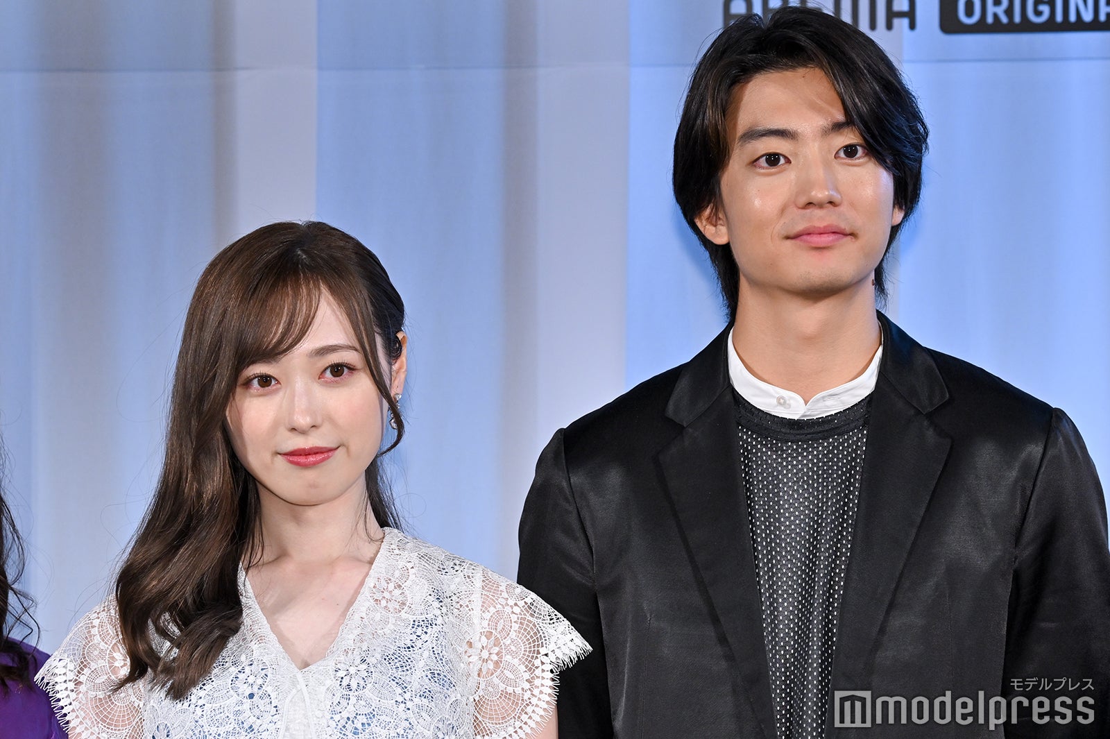 福原遥、伊藤健太郎（C）モデルプレス