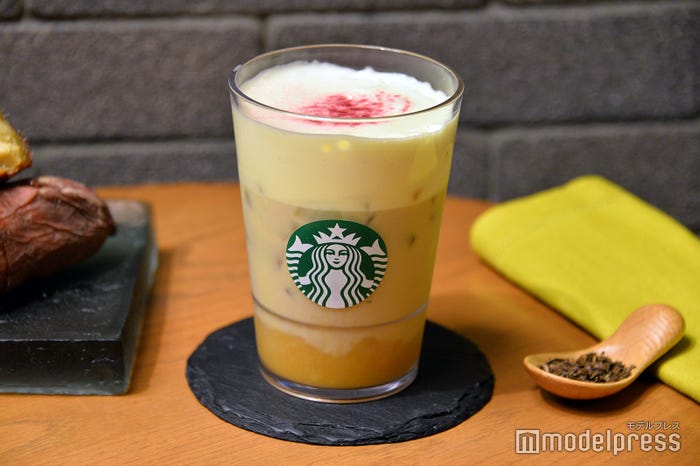 ほうじ茶香る 焼き芋 ムース ティー ラテ(C)モデルプレス