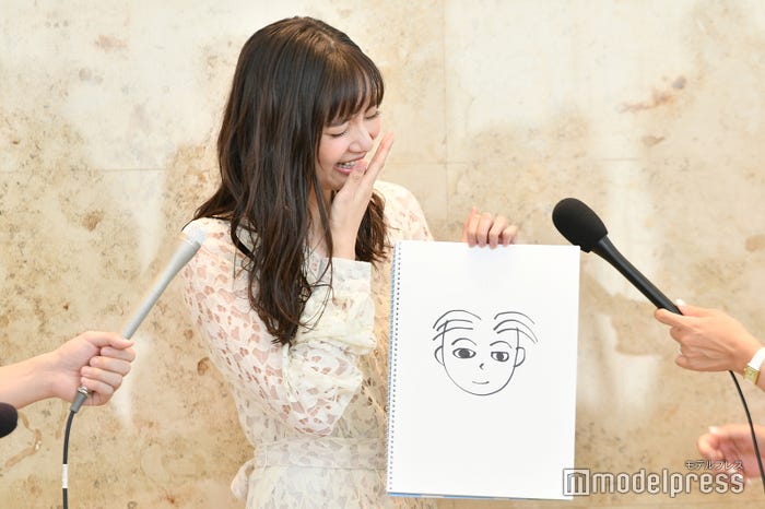 新川優愛(C)モデルプレス