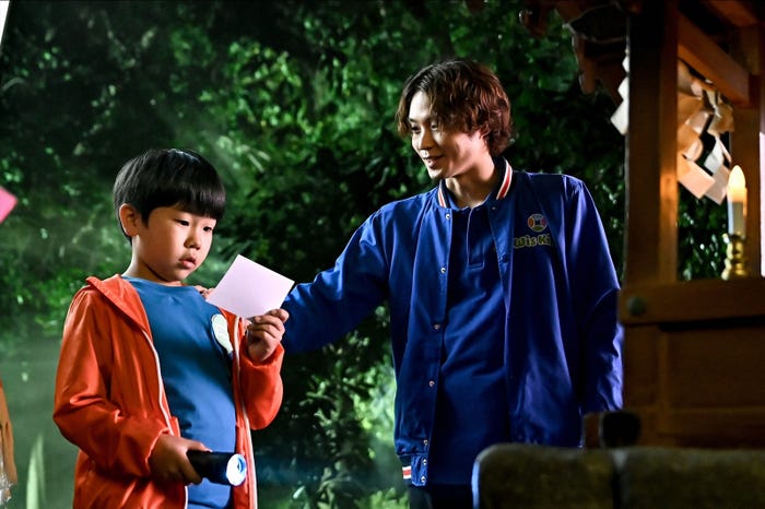 鈴木楽、磯村勇斗/「持続可能な恋ですか?~父と娘の結婚行進曲~」第6話より(C)TBS