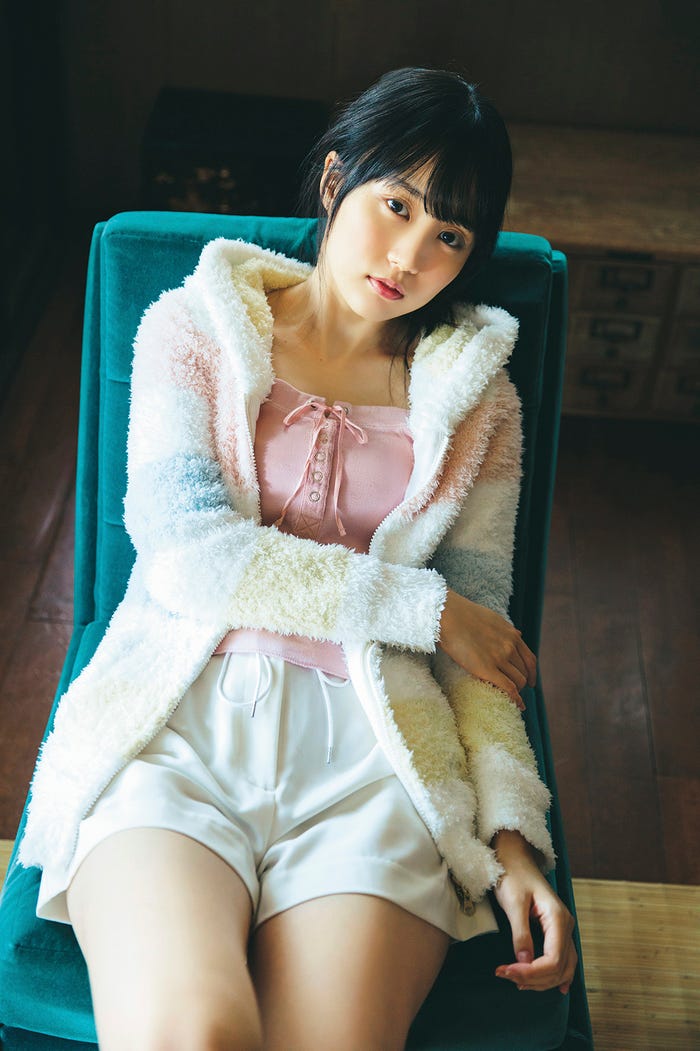 賀喜遥香/乃木坂46(C)加藤十兵衛、光文社