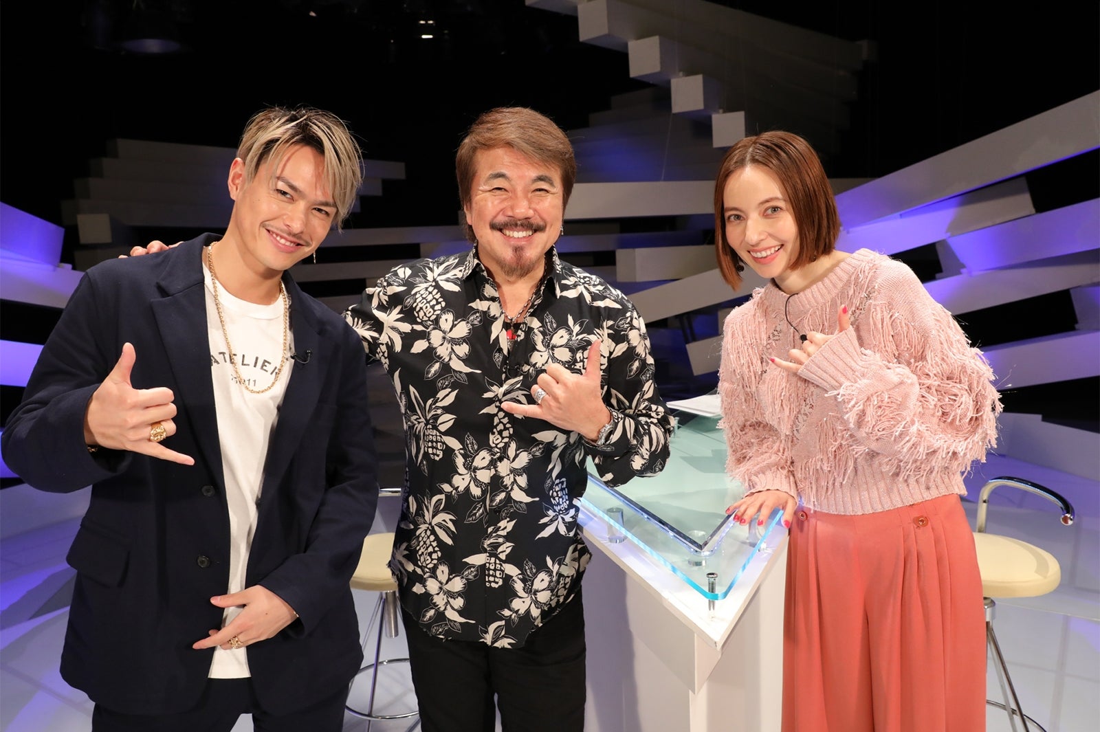 今市隆二、佐野健二、ベッキー／音楽番組「LOVE or NOT♪」より（提供画像）