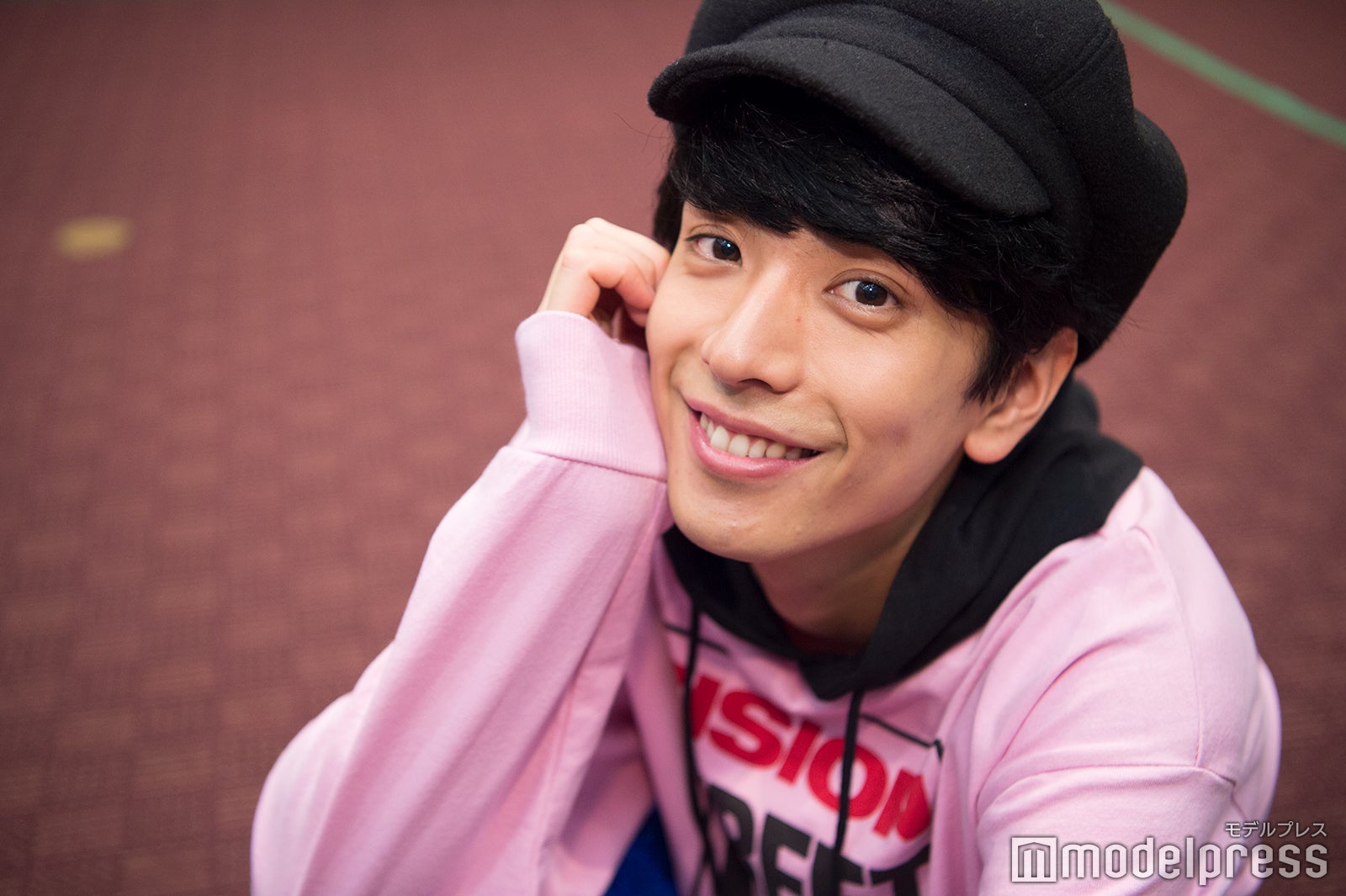 黒羽麻璃央（C）モデルプレス