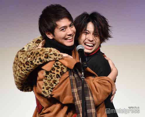 GENERATIONS片寄涼太&鈴木勝大が密着ハグ 男性キャスト陣の胸キュン再現に会場興奮