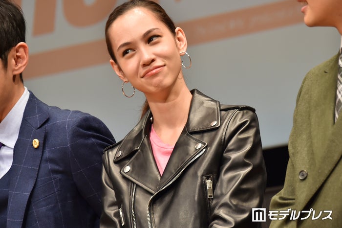 水原希子 唐沢寿明のイジりにタジタジ グッドワイフ モデルプレス