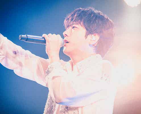 二宮和也、初FCイベントで“歌って踊るアイドル”姿届ける「夜空ノムコウ」など人気曲カバーも