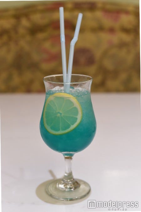 混ぜると爽やかなカラーに(C)モデルプレス