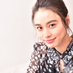 25の女性誌から圧倒的支持!デビュー直後からオファー殺到の西本有希に迫る「モデルを目指したワケ」「本格的すぎる趣味」…<モデルプレスインタビュー>