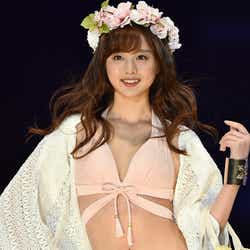 モデルプレス - 股下86cm美女モデル・熊江琉唯、北海道でビキニ披露 圧巻スタイルに熱視線<札幌コレクション2017>
