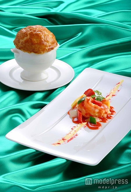 「シルクロードガーデン」ディナーコースの一部（C）Disney