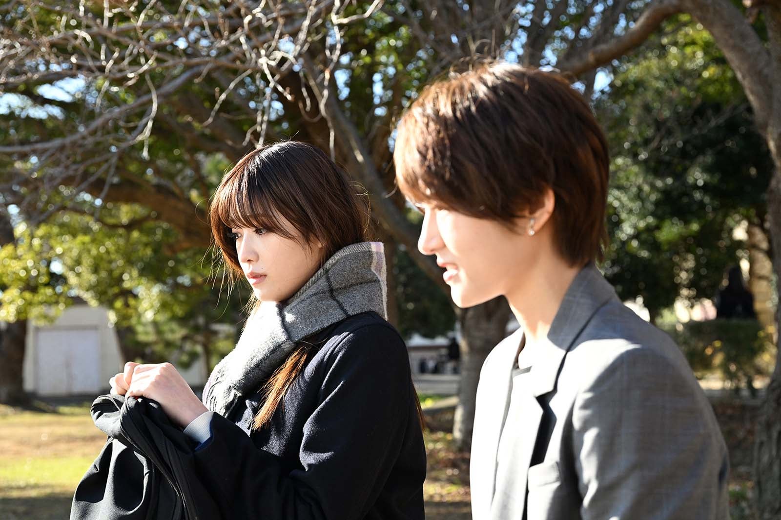 高橋ひかる、若月佑美「リビングの松永さん」第7話より（C）カンテレ