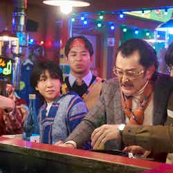 （左から）岡田将生、安藤サクラ、仲野太賀、吉田鋼太郎、松坂桃李（C）2023「ゆとりですがなにか」製作委員会