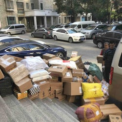 「独身の日」商戦終わったら… 街は大量の配送荷物