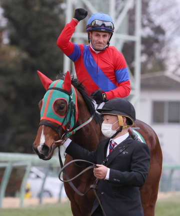 ライラックが引退 岡田スタッドで繁殖馬に、相沢師「いいお母さんになってほしい」 22年フェアリーS制してG1でも活躍