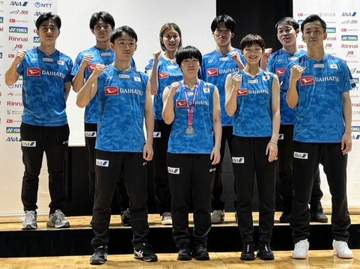 山口茜 世界選手権銀メダルがい旋、熊本にエール「ひとりでも多くの人の頑張る活力になっていれば」