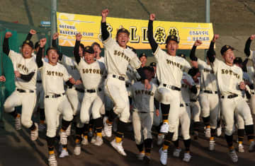 33年ぶり出場の崇徳 原動力は中国大会4試合を1人で投げ抜いた左腕「2度目の全国制覇を目標に」
