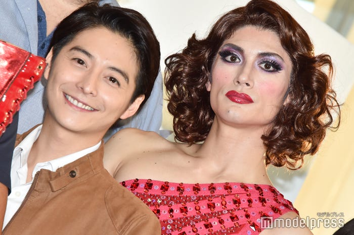 (左から)小池徹平、三浦春馬(C)モデルプレス