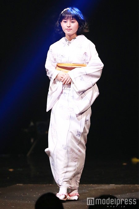 着物レンタル京小町ステージの様子