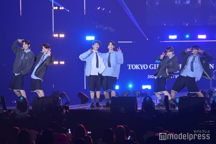 TWS(C)モデルプレス