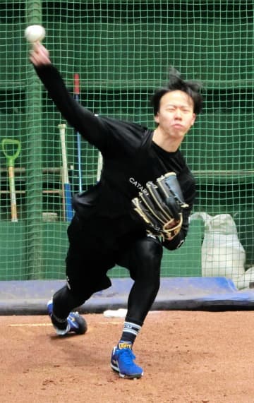 日本ハムのドラ1・大川 初ブルペンで20球 同僚の福島も感嘆「エグい」