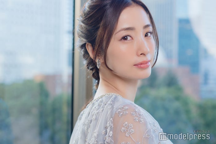 上戸彩(C)モデルプレス