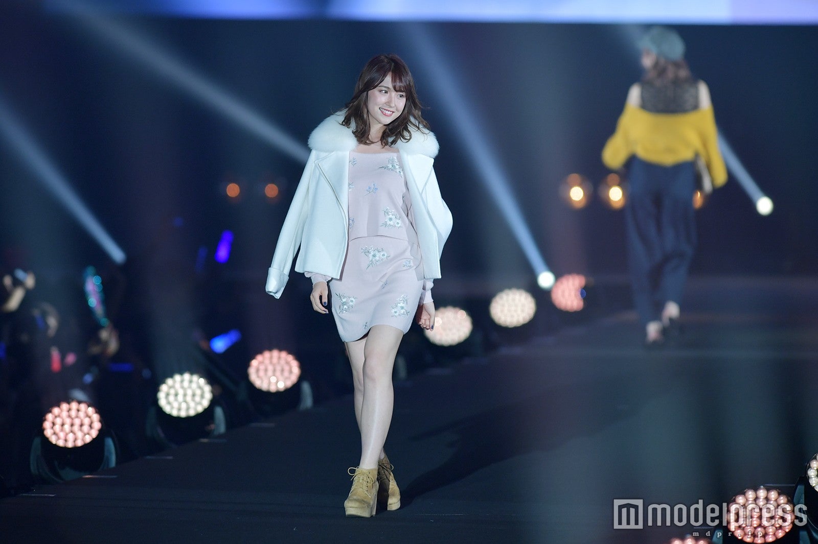 衛藤美彩（C）モデルプレス