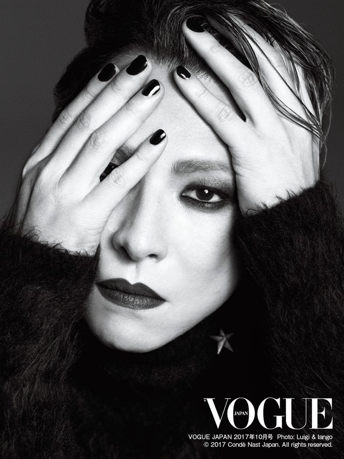 YOSHIKI/「VOGUE JAPAN」2017年10月号/Photo:Luigi & Iango(C)2017 Condé Nast Japan. All rights reserved.