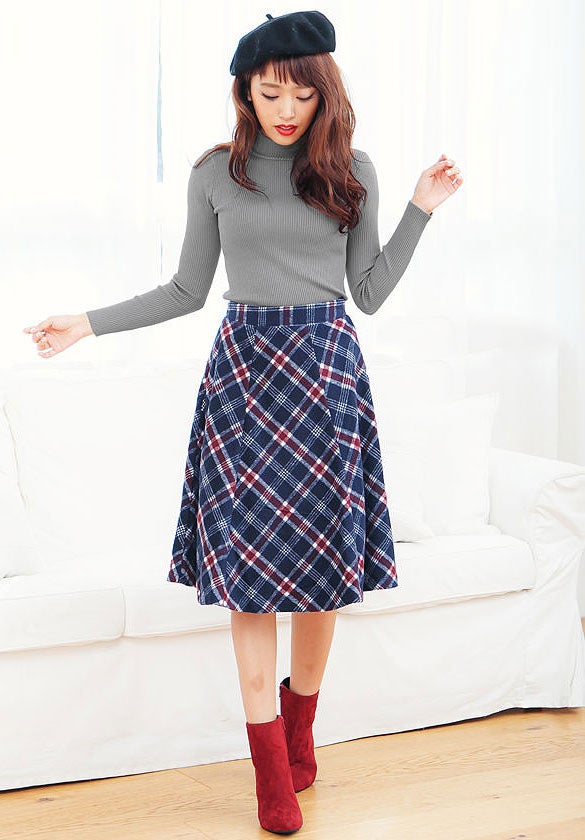 ストレッチプチハイネックリブニットソートップス「神戸レタス」1990円（税込）／画像提供：神戸レタス