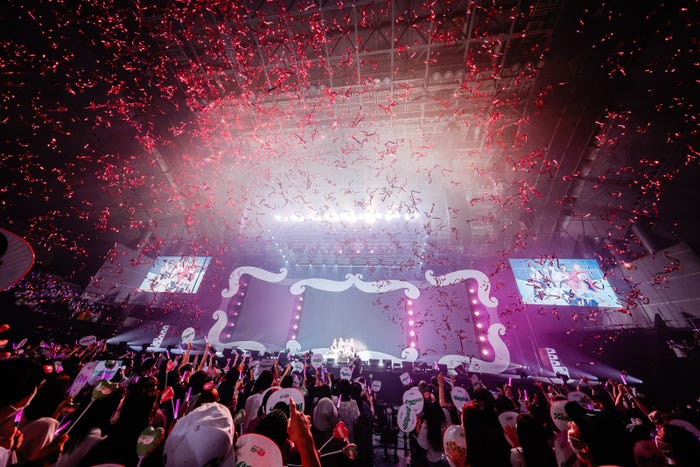 「Kep1er Japan Debut Showcase Live <FLY-UP>」撮影:上山陽介/木村泰之(提供写真)