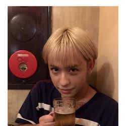 モデルプレス - りゅうちぇる“おめかし”姿が別人級「ギャップすごい」「男前」友人とのプライベートショットに反響