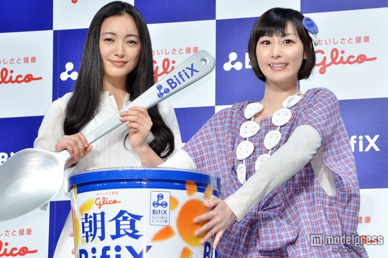 【左から】仲間由紀恵、鳥居みゆき