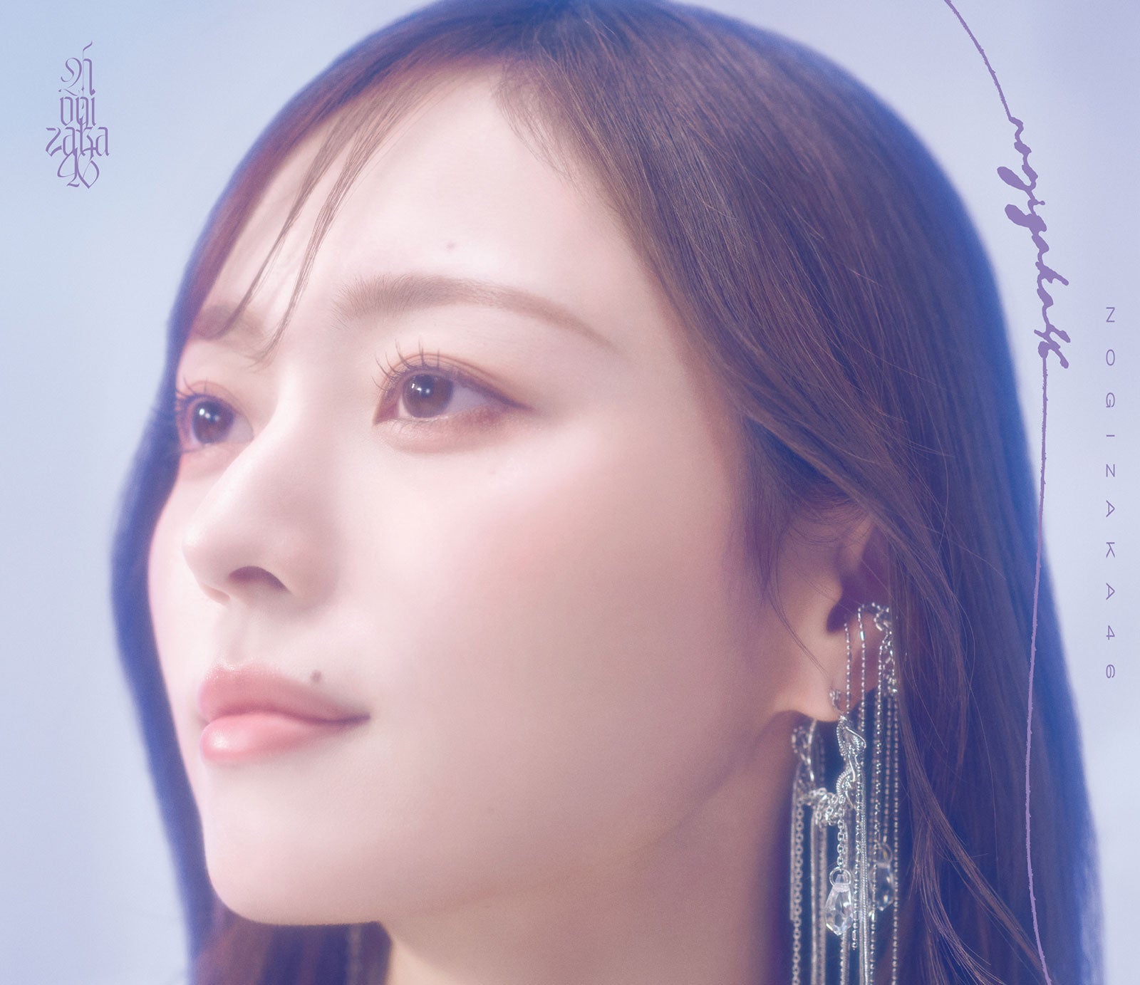 乃木坂46最新シングル、梅澤美波特別仕様盤リリース決定「最後に階段を駆け上がったのはいつだ？」