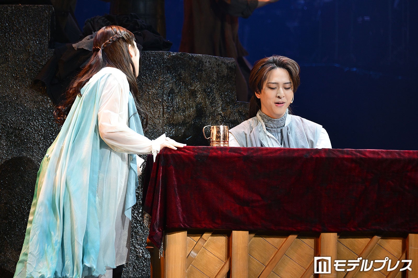 山崎玲奈、寺西拓人／舞台「AmberS -アンバース-」公開ゲネプロより（C）モデルプレス