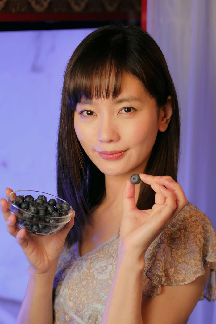 中村ゆり (C)鈴木良雄・小学館/「フルーツ宅配便」製作委員会