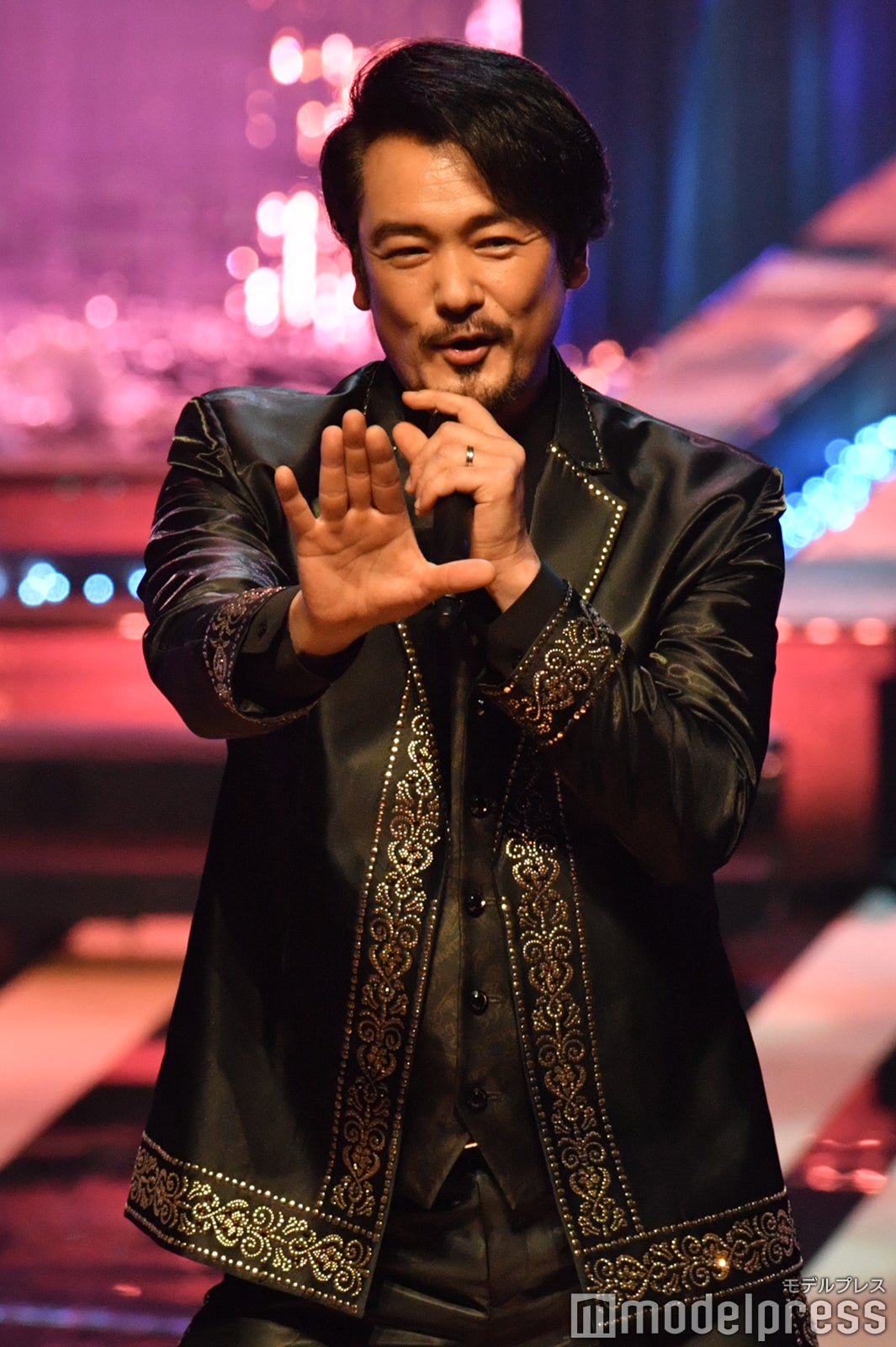 （C）モデルプレス