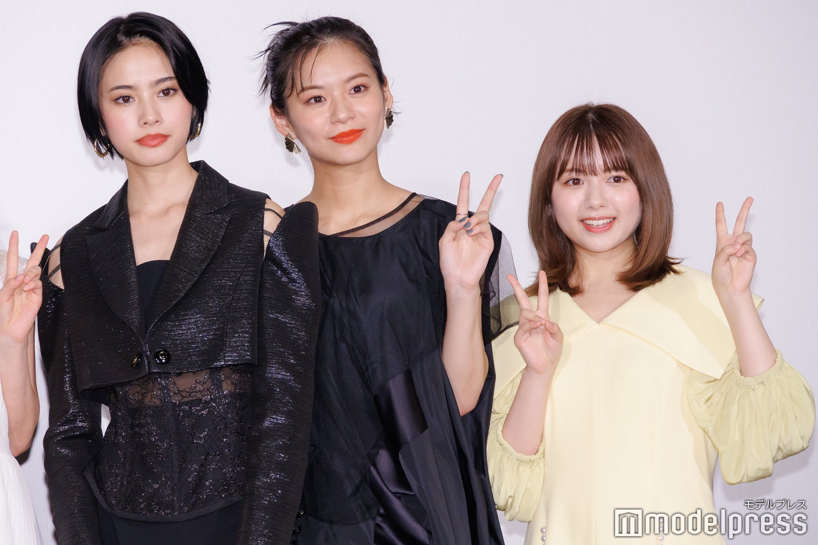 安斉星来、永瀬莉子、川崎帆々花（C）モデルプレス