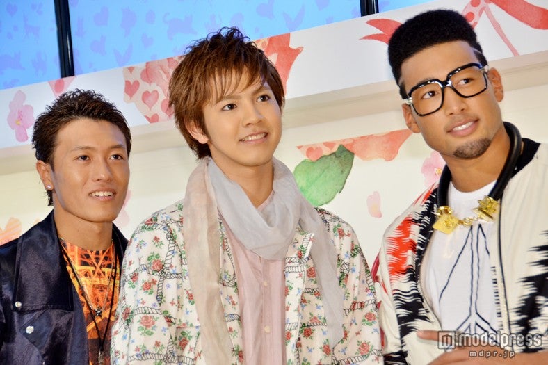 左から：中務裕太、片寄涼太、関口メンディー