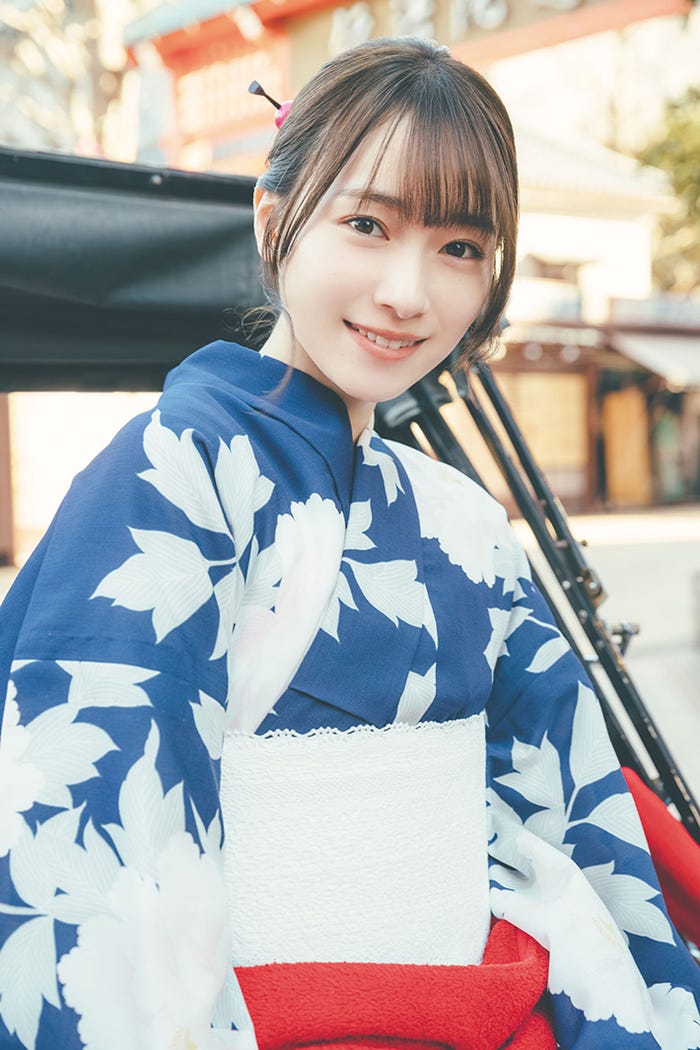 守屋麗奈/購入応募抽選特典アザーカット・ミニブック先行カット(撮影/東 京祐)