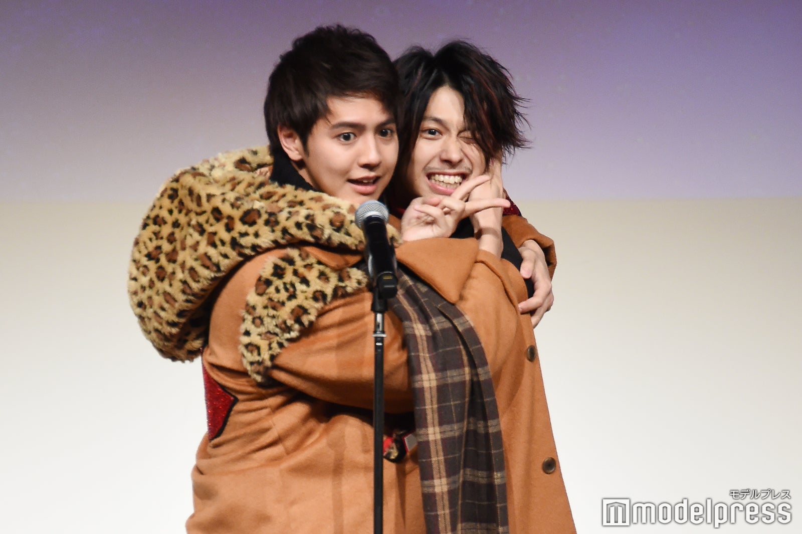 片寄涼太、鈴木勝大 （C）モデルプレス