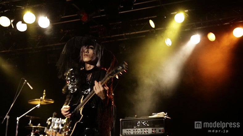 DIAURA・佳衣（C）関西テレビ