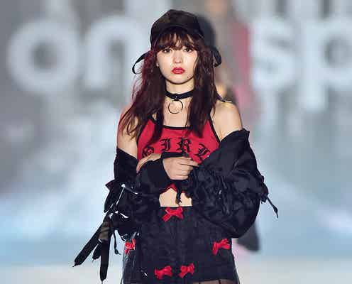 八木アリサ、お腹チラ見せ“SEXYロック”スタイルで別人級イメチェン<関コレ2016A/W>