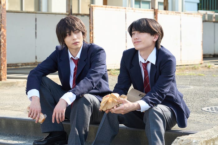 染谷俊之、小西詠斗「UNREAL-不条理雑貨店-」5話(C)「UNREAL-不条理雑貨店-」製作委員会